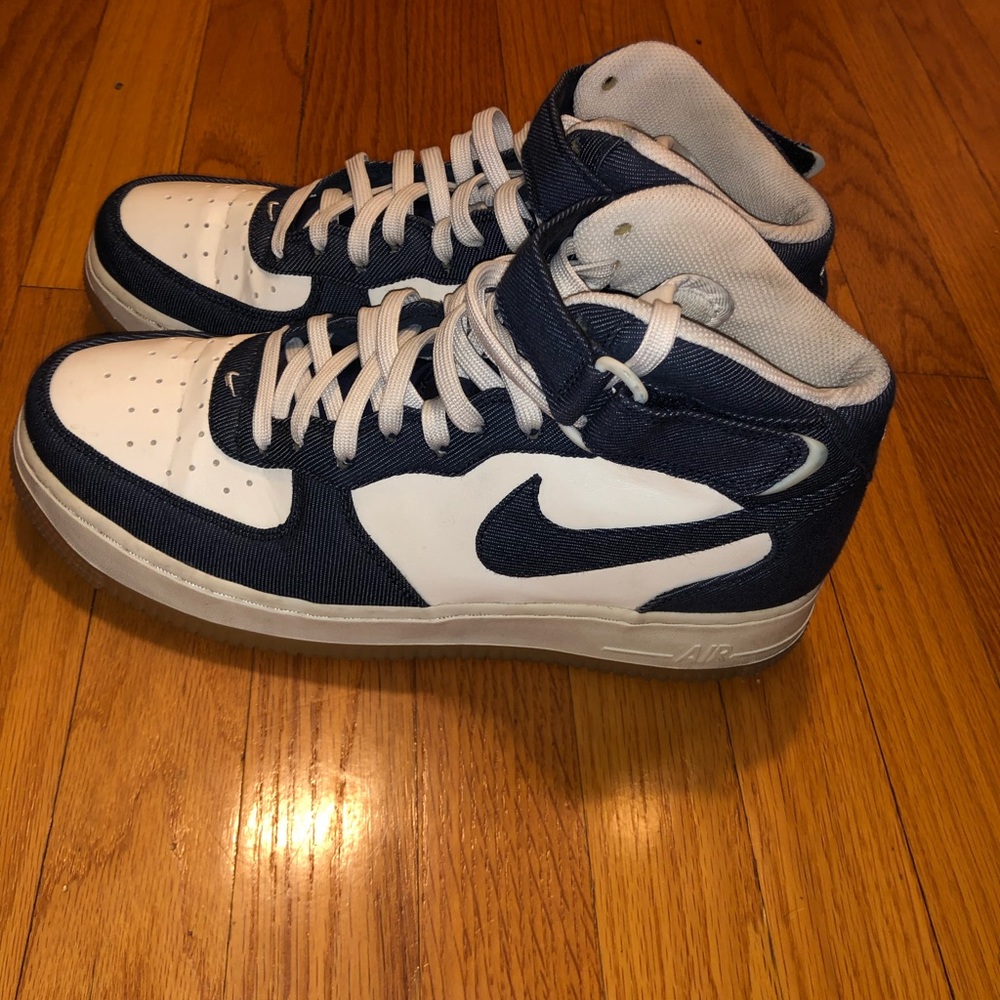 Nike Jean material mid top shoe